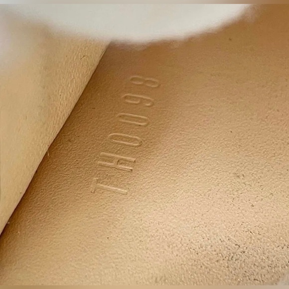 Louis Vuitton Takashi Murakami Sarah Multicolored Monogram Wallet Black LV OS - Picture 16 of 16